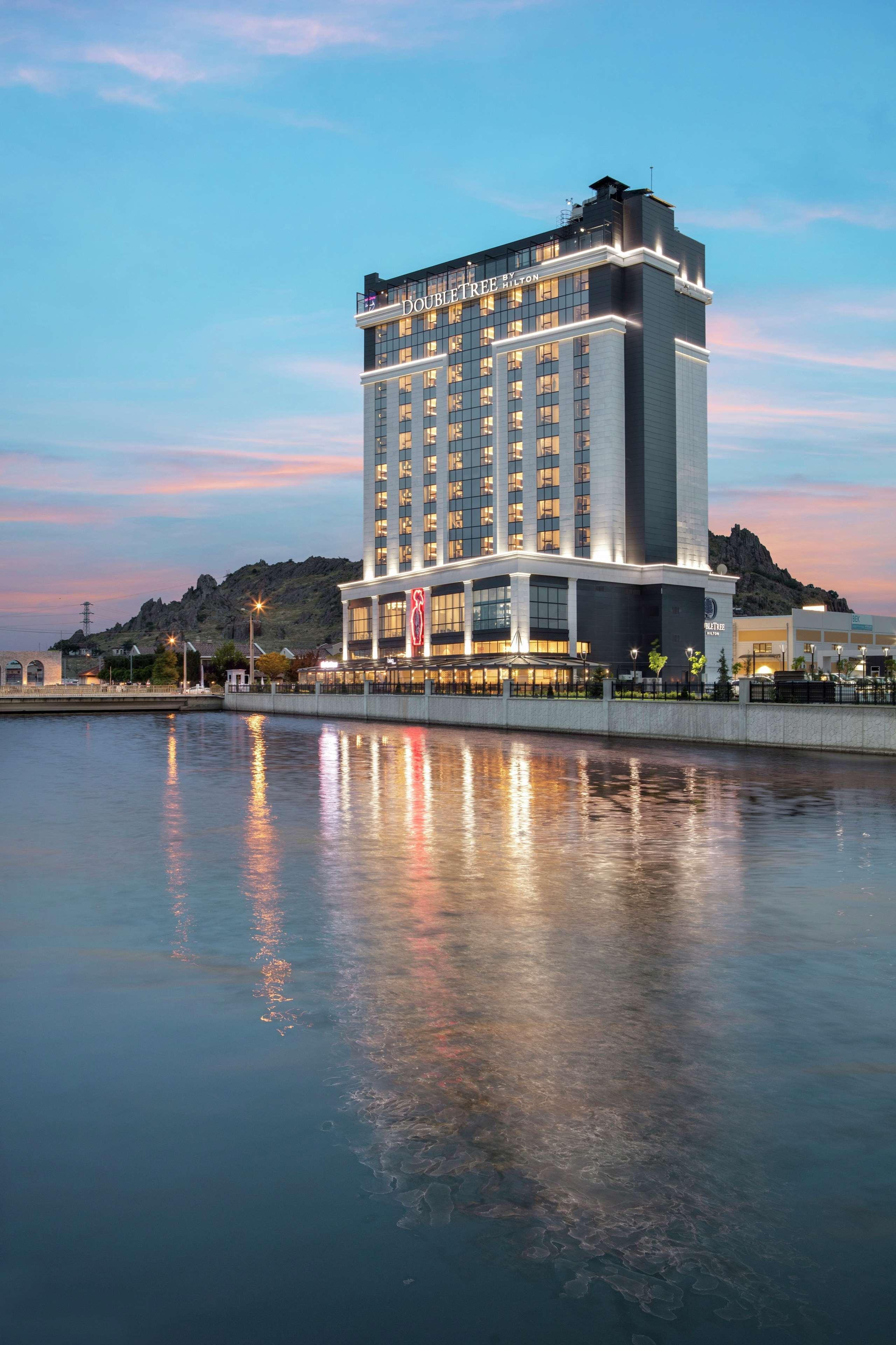 Doubletree By Hilton Afyonkarahisar Hotel Buitenkant foto